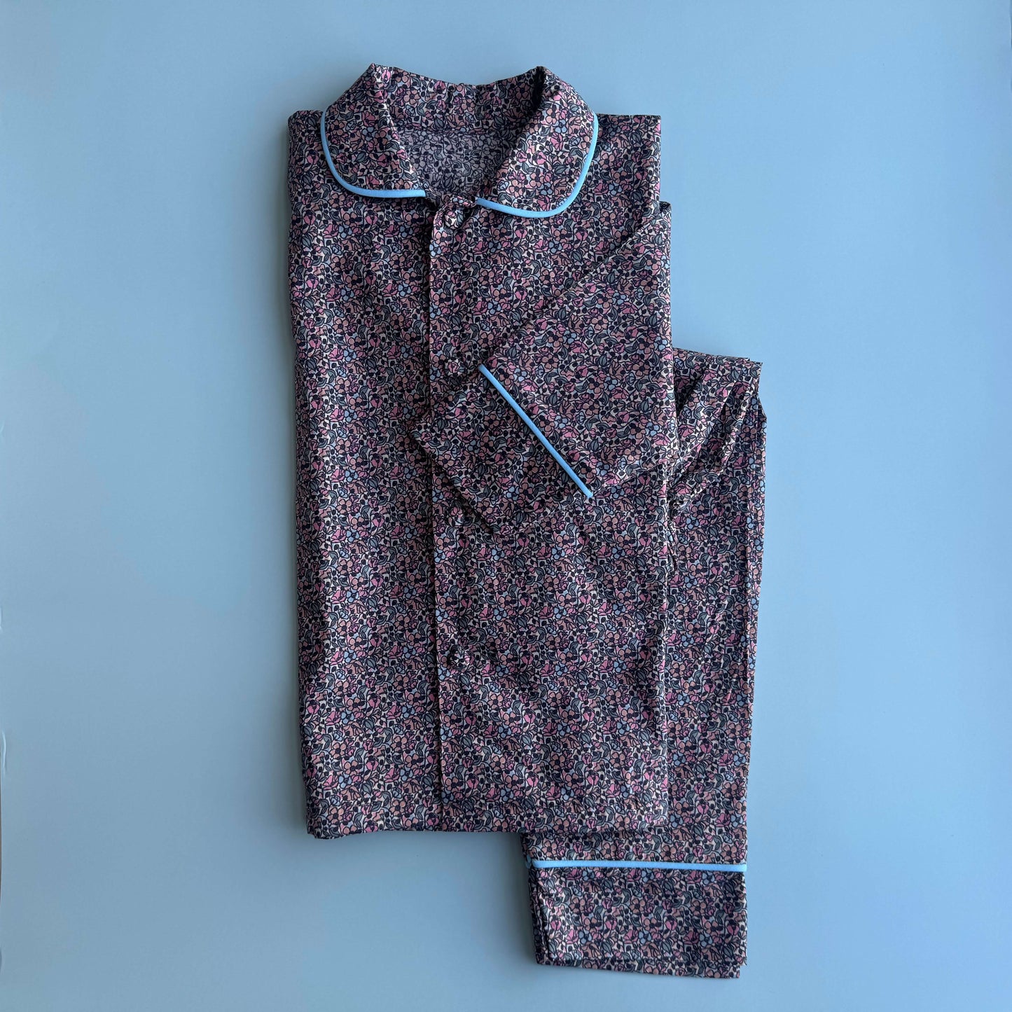 THE BLUE LINE 002